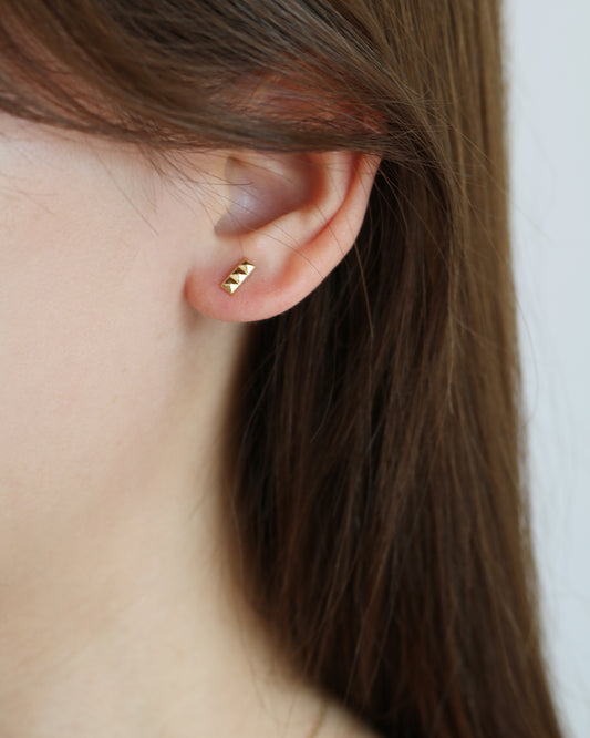 18k Yellow Gold Stud Earrings