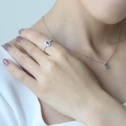 18k White Gold Pear-shaped Santa Maria Aquamarine Diamond Necklace