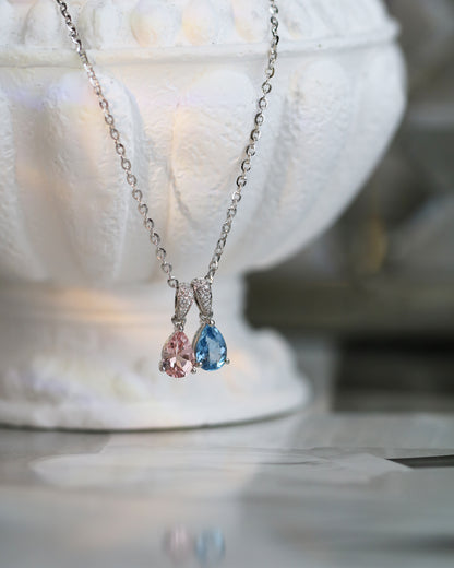 18k White Gold Pear-shaped Santa Maria Aquamarine Diamond Necklace-Necklaces,Patrea Jewelry,birthstone jewelry Hong Kong, Aquamarine jewelry hk, Bespoke gemstone jewelry HK, Luxury aquamarine 18k gold, 海藍寶首飾 推薦, 天然海藍寶石, 藍寶石 珠寶 香港, Jewelry HK Online, 海藍 寶 價格