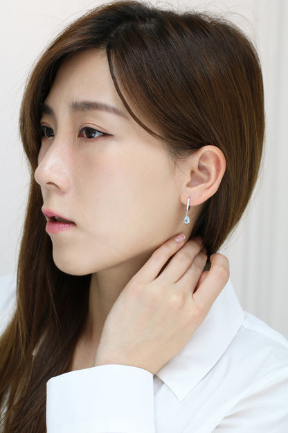 18k White Gold Aquamarine Diamond Dangle Earrings, Pair