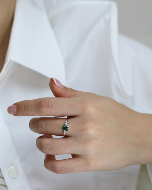 Nahele Teal Green Sapphire