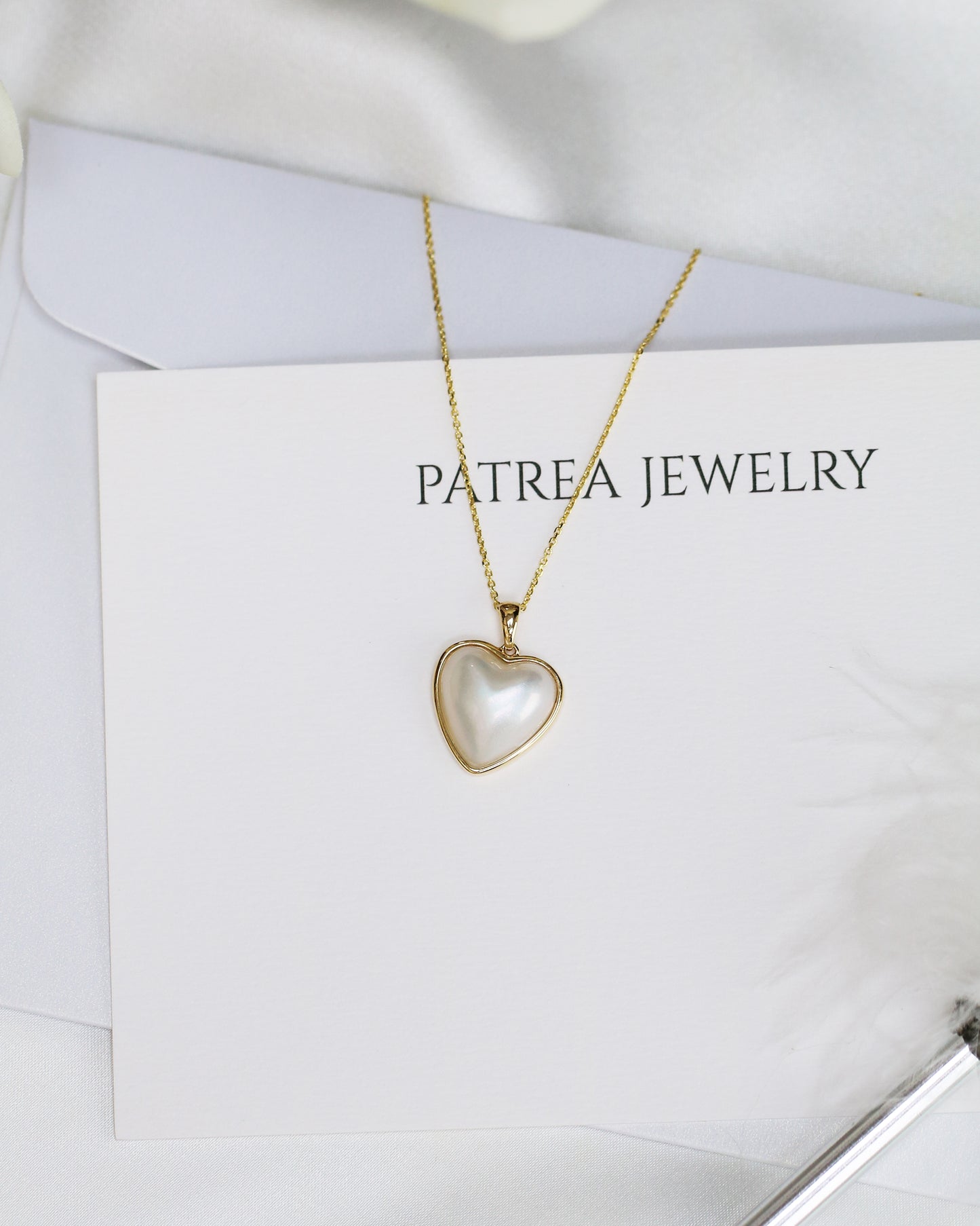 18k Yellow Gold Heart-shaped Mabe Pearl Customizable PATREA Charm Pendant
