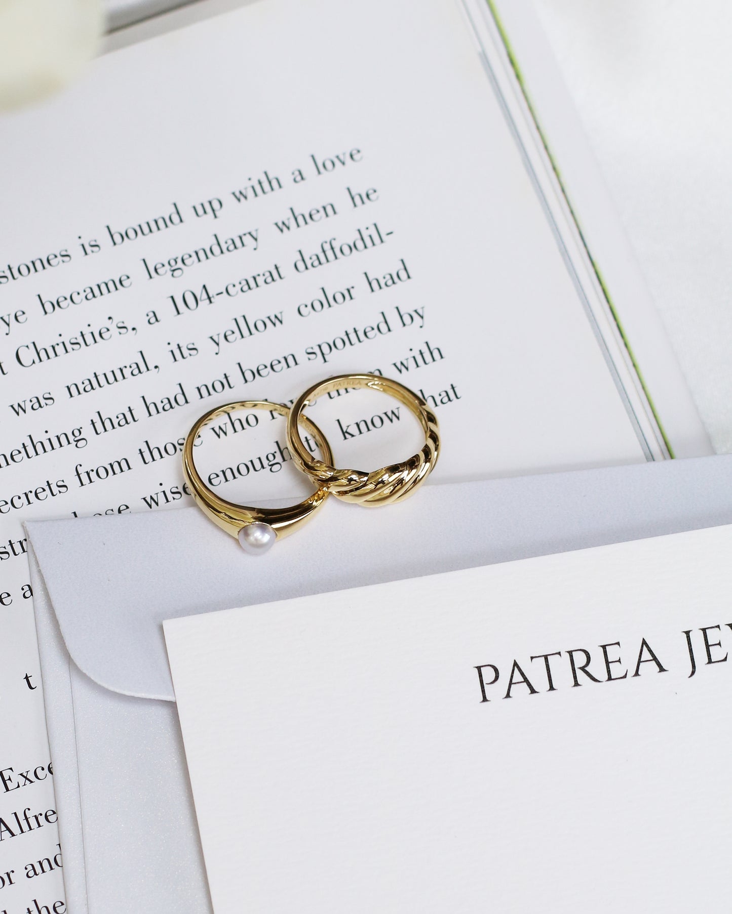 18k Yellow Gold 4.5mm Akoya Pearl Signet Ring