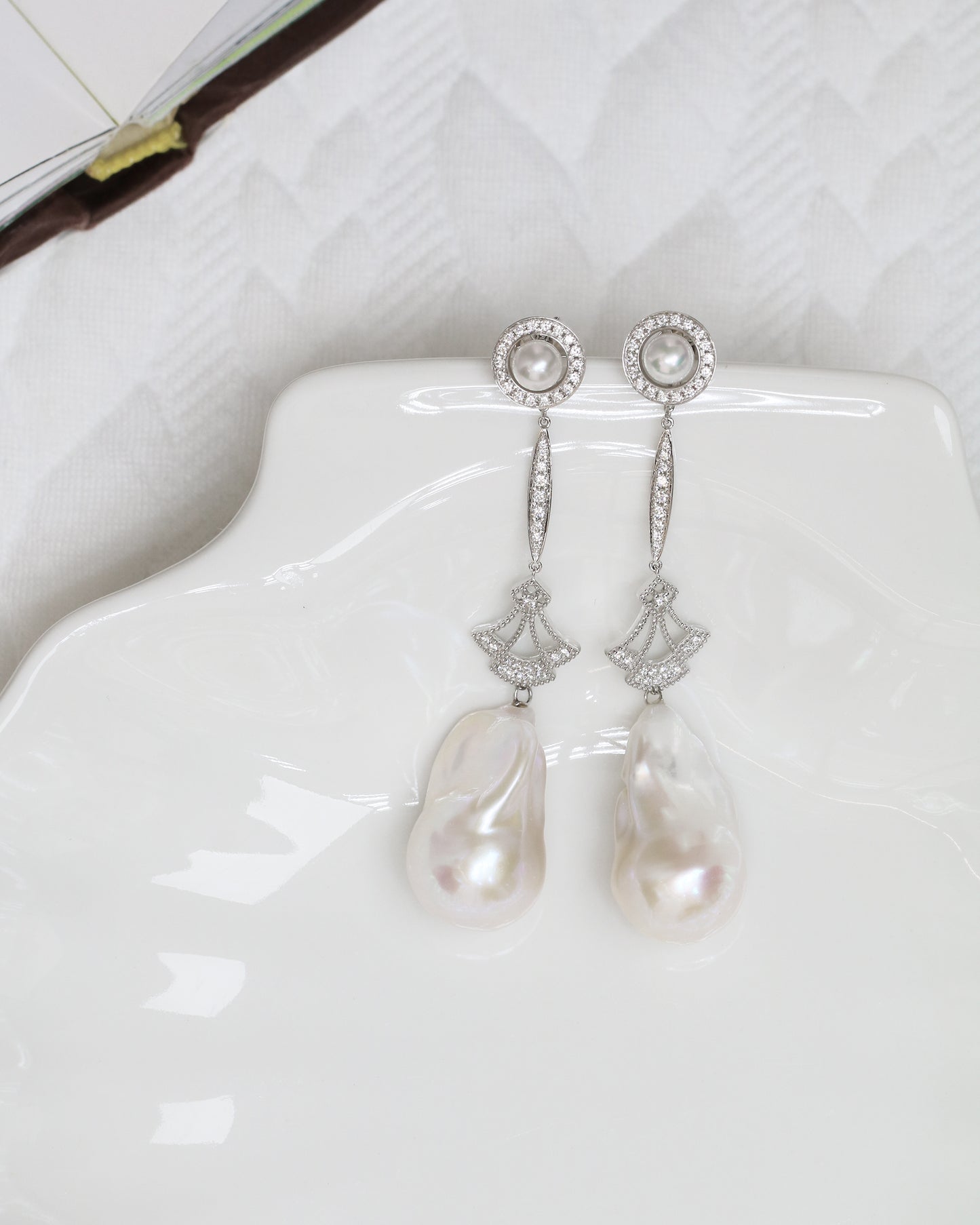 18k White Gold 2-way Akoya Pearl and Baroque Pearl Diamond Dangle Earrings