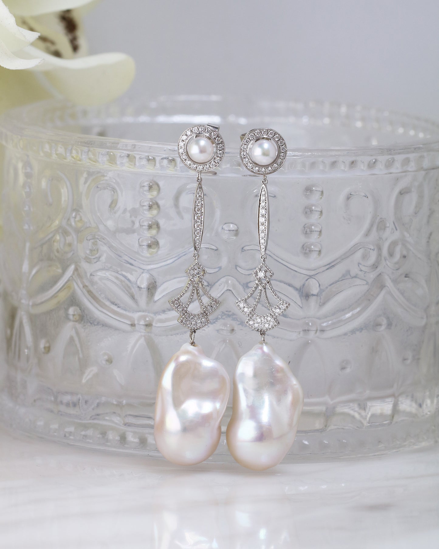 18k White Gold 2-way Akoya Pearl and Baroque Pearl Diamond Dangle Earrings