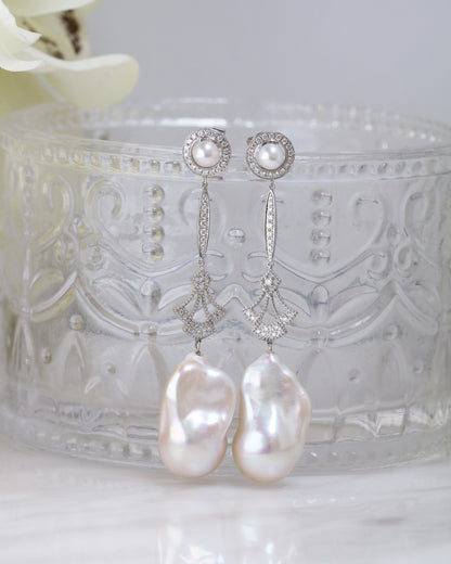 18k White Gold 2-way Akoya Pearl and Baroque Pearl Diamond Dangle Earrings