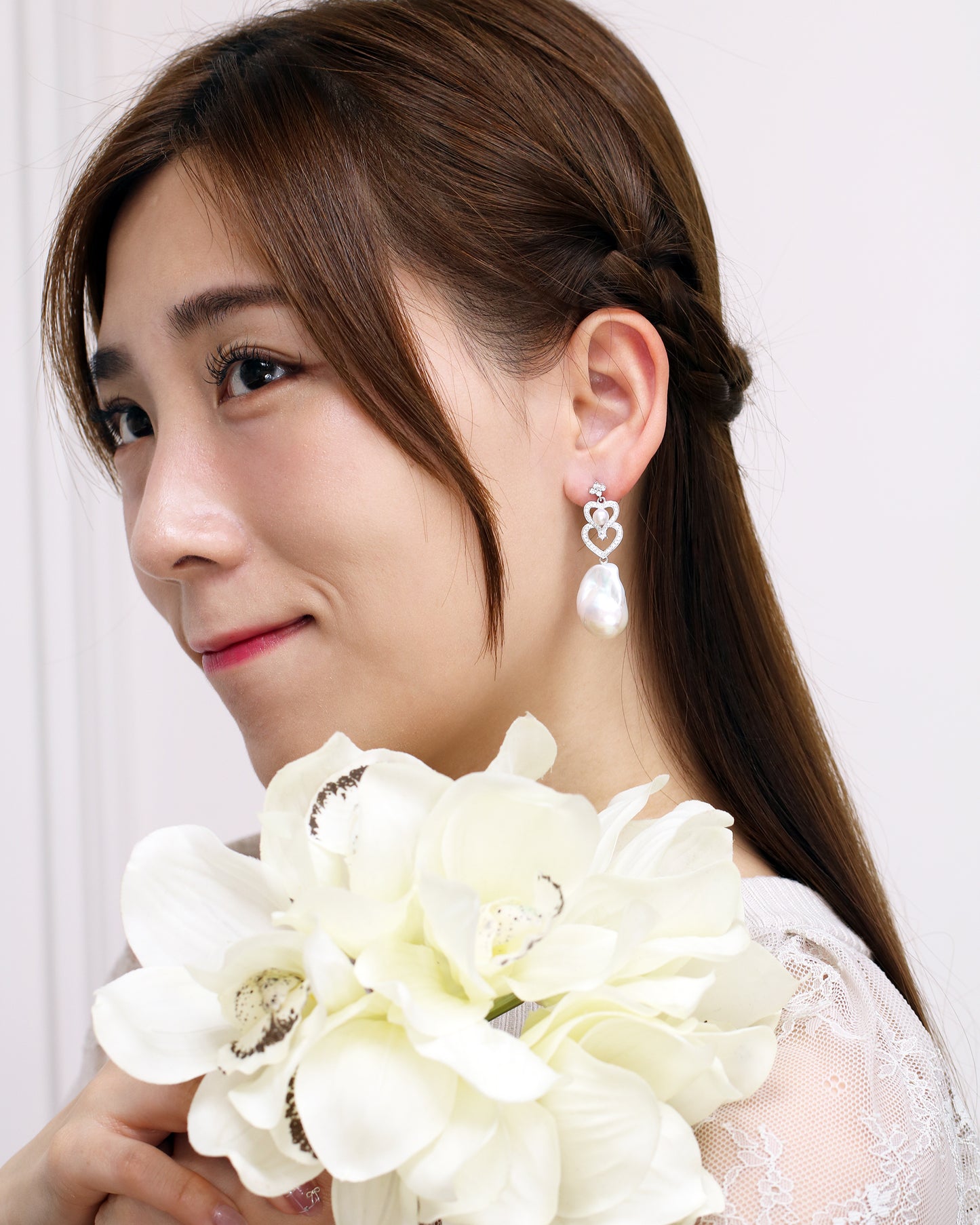 18k White Gold Akoya Pearl and Baroque Pearl Diamond Dangle Earrings