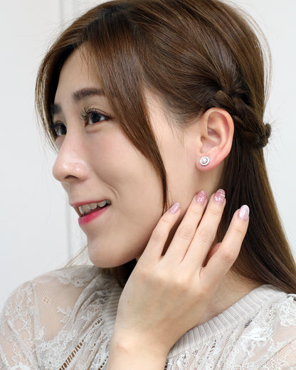 18k White Gold 2-way Akoya Pearl and Baroque Pearl Diamond Dangle Earrings