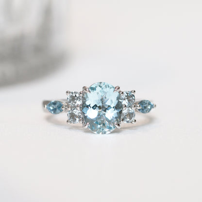18k白金蛋形橢圓形海藍寶石戒指 18k White Gold Oval Shape Aquamarine Ring