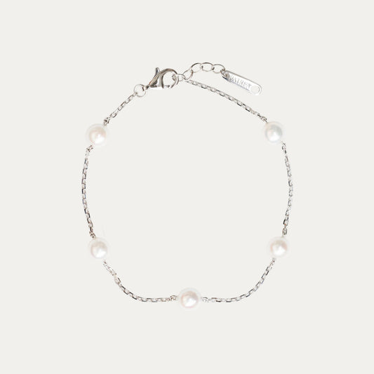 18k Gold 4-4.5mm Japanese Akoya Pearl Bracelet