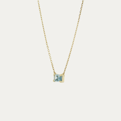 18k Gold Solitaire Emerald Cut Aquamarine Necklace