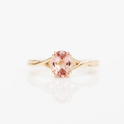 18k Rose Gold Oval Shape Pink Tourmaline Ring 18k玫瑰金蛋形粉紅碧璽復古感戒指