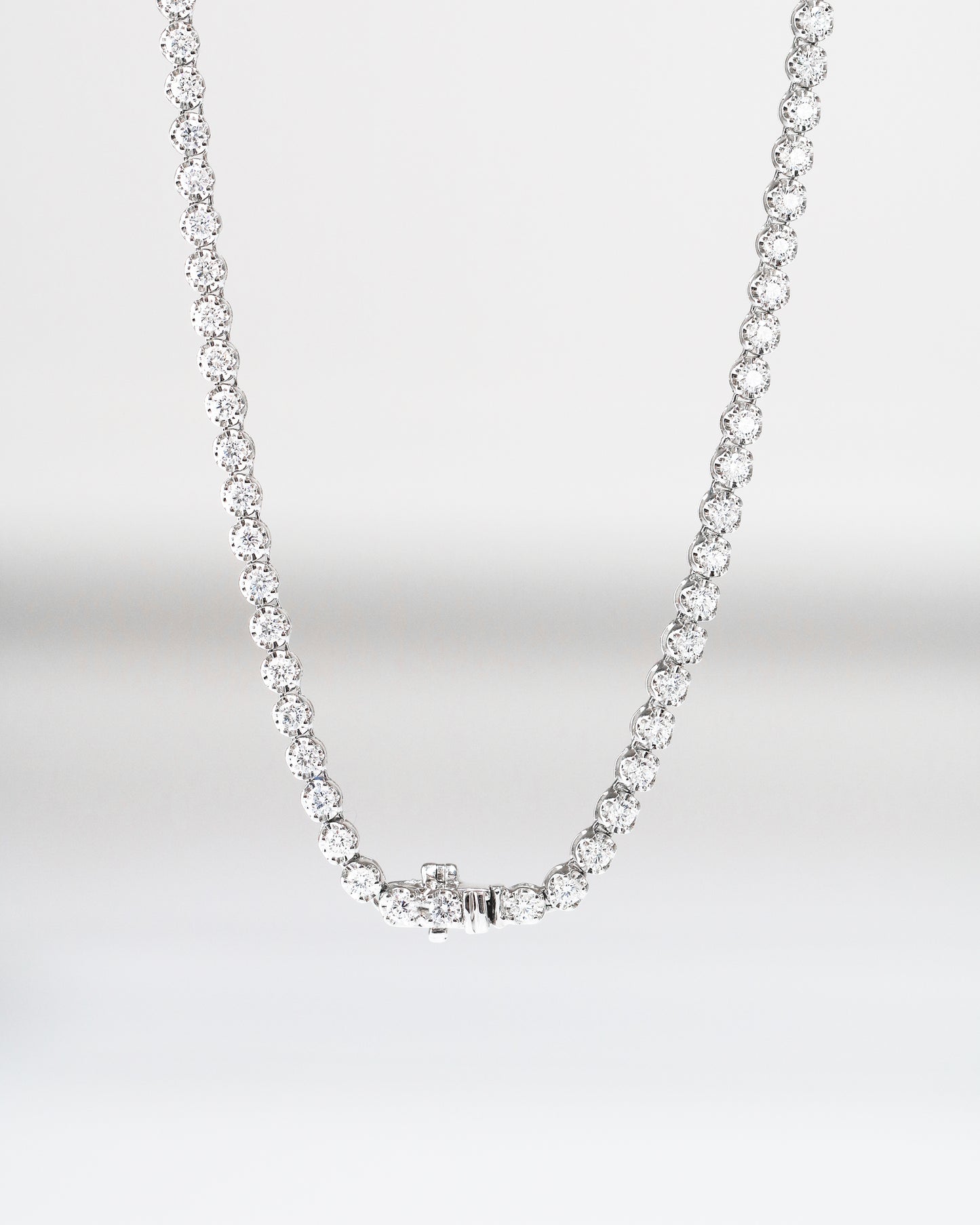18k全圈金鑽石網球頸鍊 18k Gold Full Eternity 3.45ct Diamond Tennis Necklace with a seamless clasp
