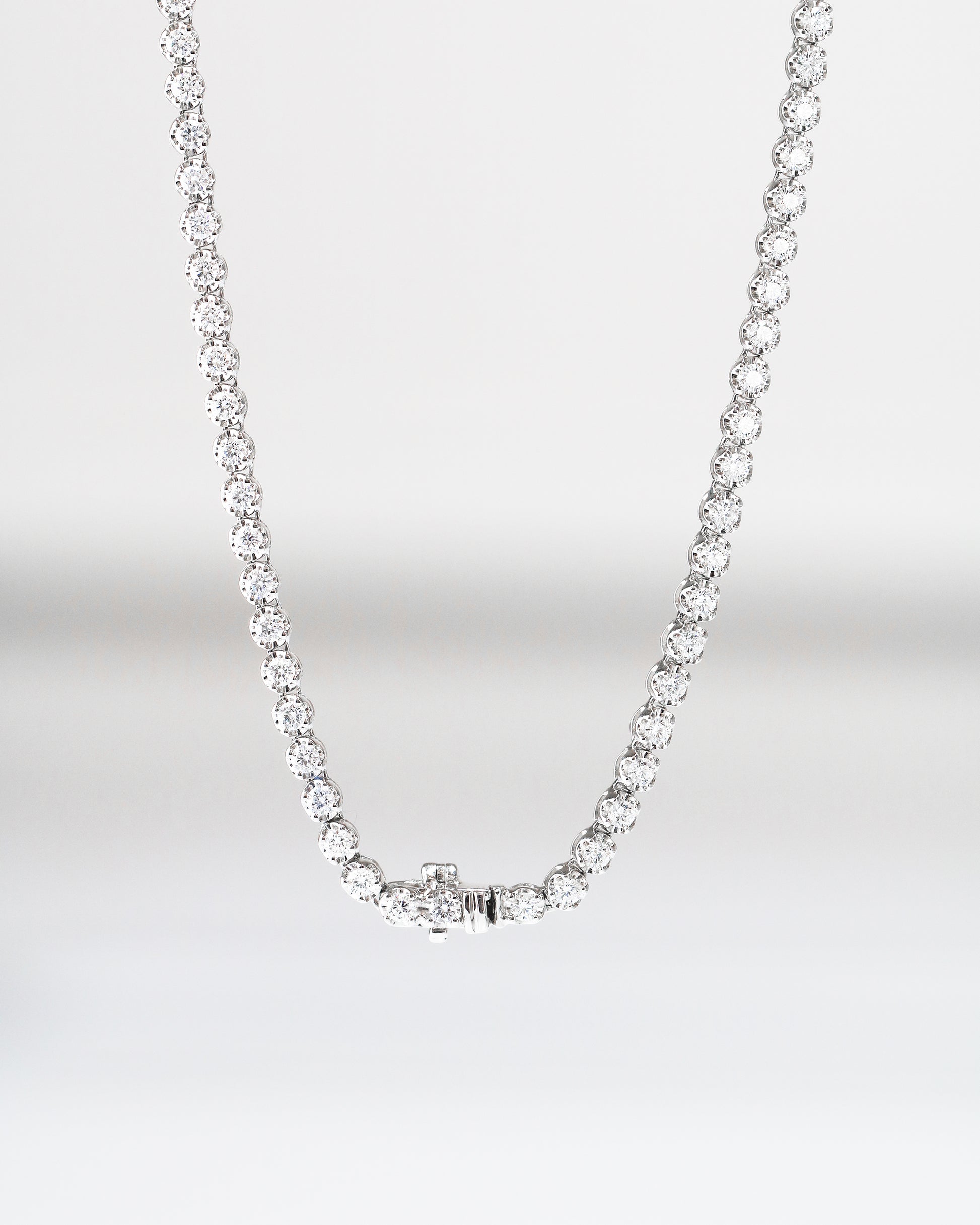 18k全圈金鑽石網球頸鍊 18k Gold Full Eternity 3.45ct Diamond Tennis Necklace with a seamless clasp