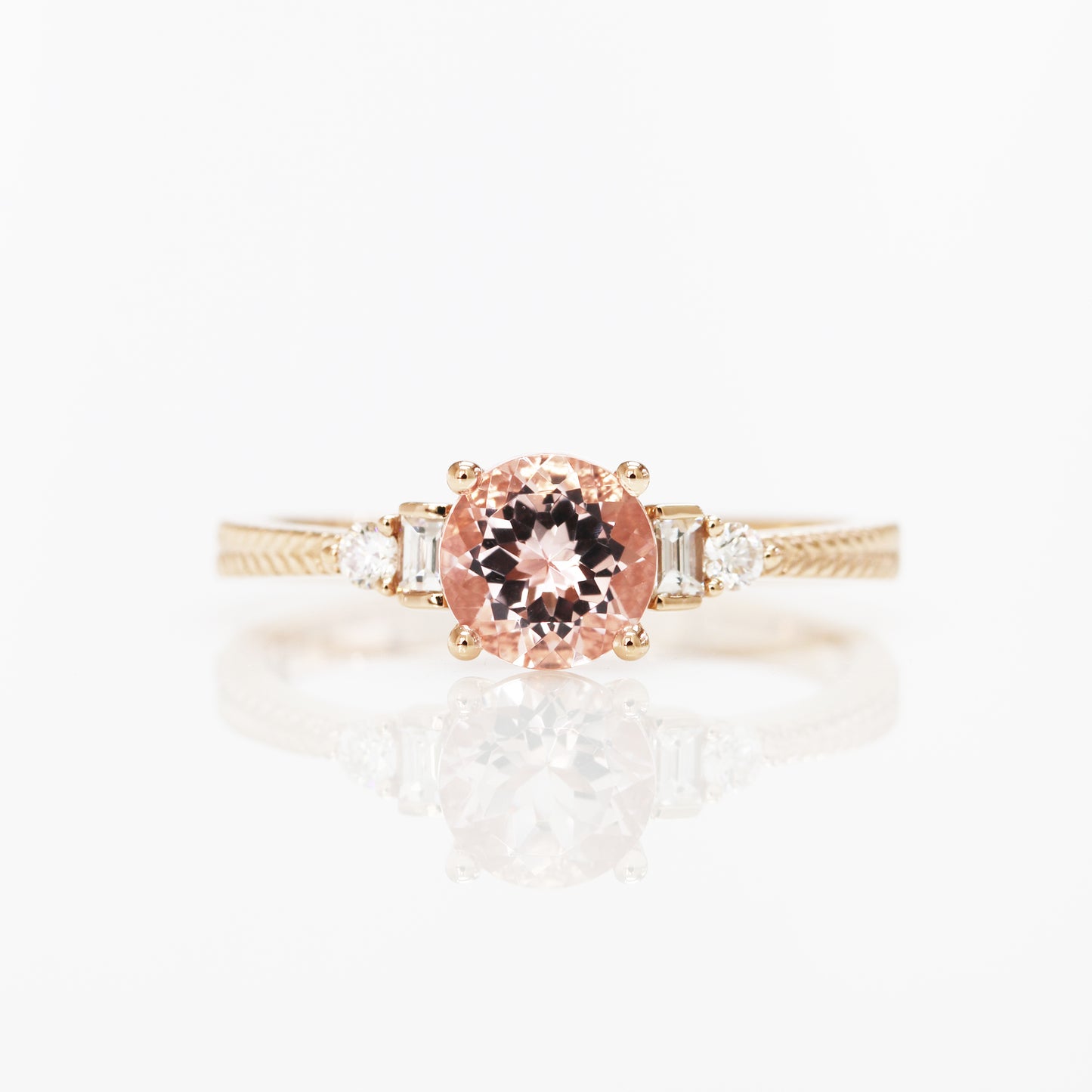 18k Rose Gold Pink Morganite Diamond Ring 18k玫瑰金粉紅摩根石鑽石戒指