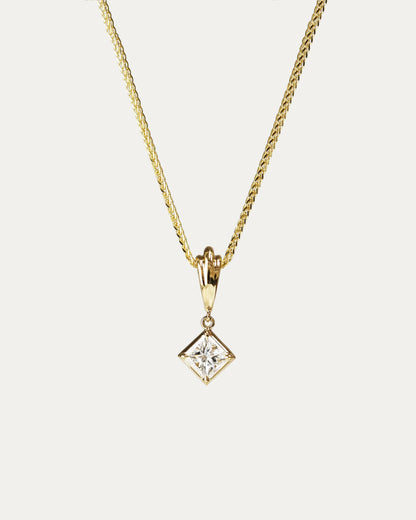 18k Yellow Gold 0.40ct Princess Cut Diamond Pendant