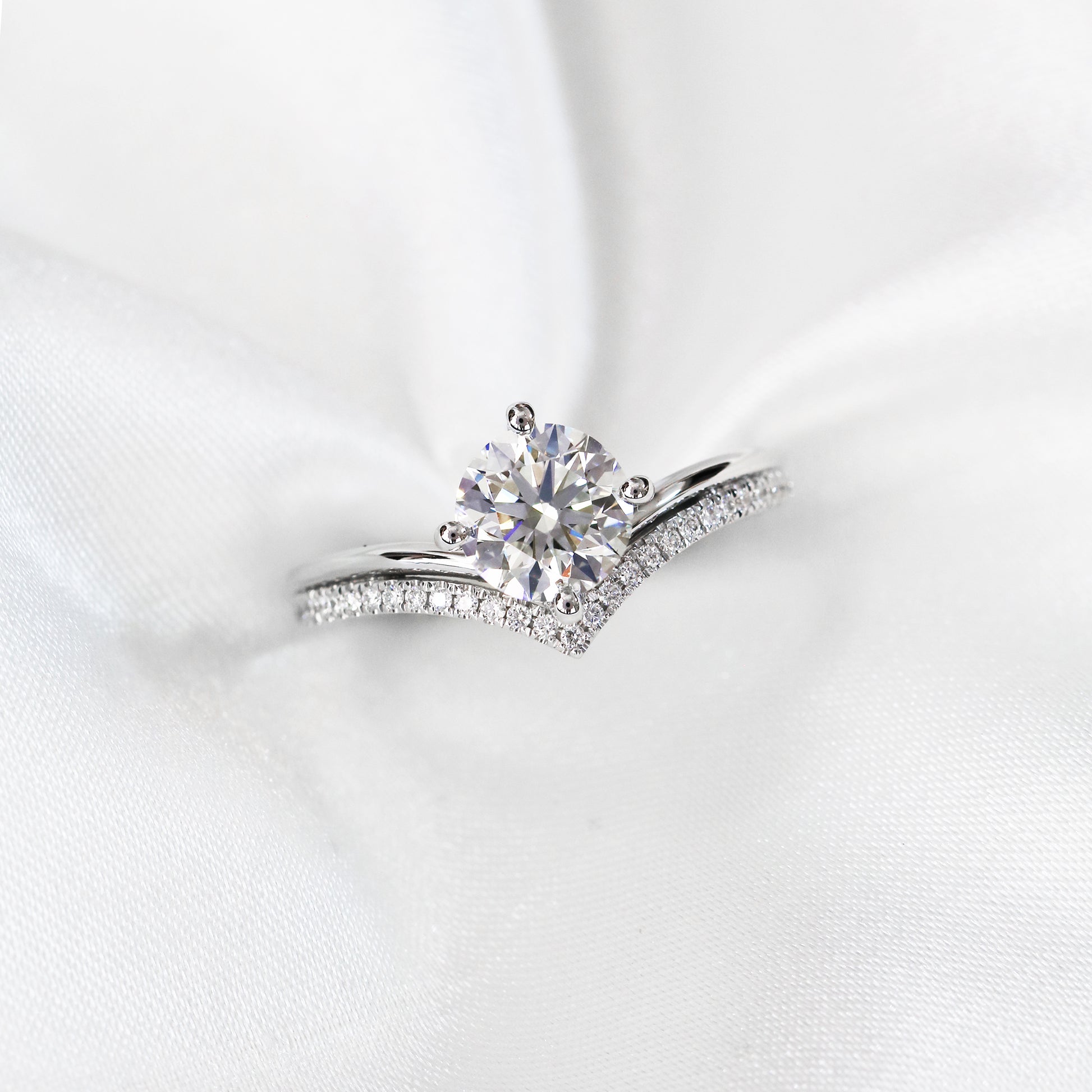 Geranium Eternity-Engagement Rings-Patrea Jewelry,GIA 鑽戒 香港, GIA certified diamond rings Hong Kong, 1 carat diamond ring price HK, Bespoke diamond jewelry HK, customize diamond ring hk, diamond ring hk, 求婚戒指 推薦 2026, 訂造鑽戒 價錢, Engagement Ring hong kong, customize engagement ring, 求婚鑽石戒指款式, 求婚戒指 香港, proposal ring hk, 訂婚 戒指 價錢