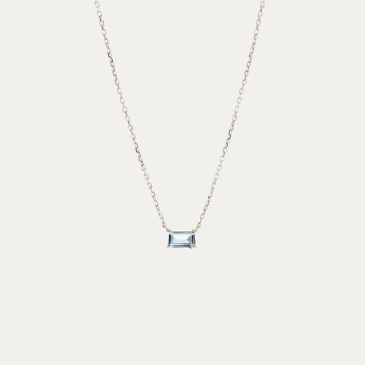 18k Gold Solitaire Emerald Cut Aquamarine Necklace