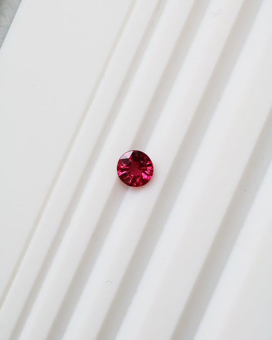 Pigeon's Blood Ruby Round 0.54ct with Certificate