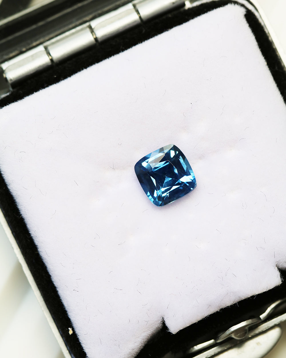 Unheated Cornflower Blue Sapphire Cushion 1.66ct with Certificate