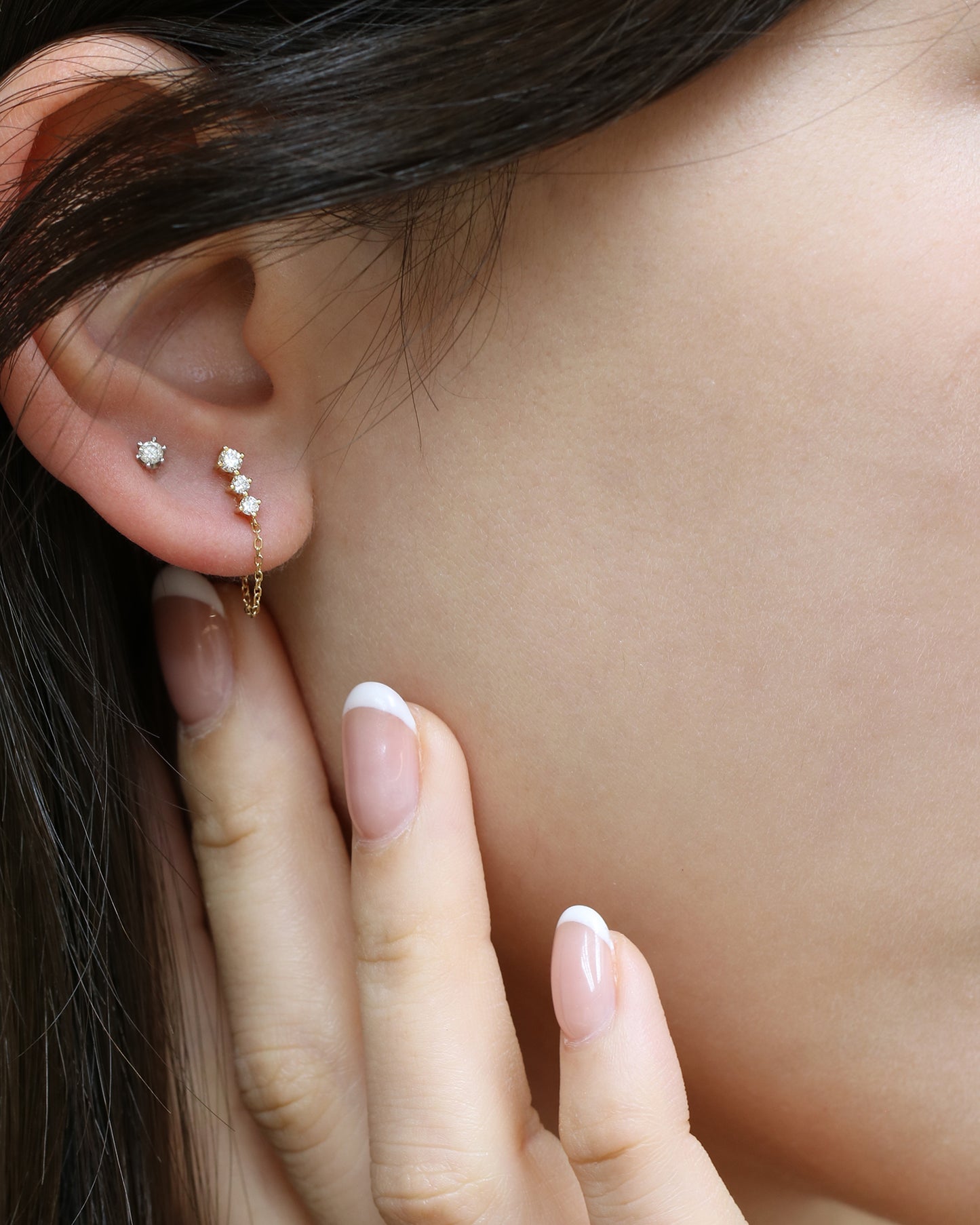 18k Gold 3-stone Diamond Chain Earring