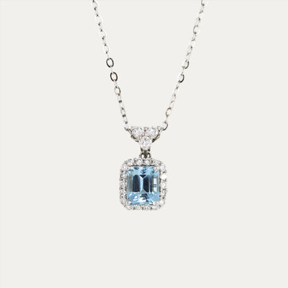 18k White Gold Aquamarine Diamond Necklace 18k白金鑽石海藍寶頸鍊