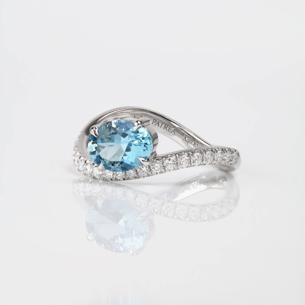 18k White Gold Oval-shaped Exceptional Santa Maria Aquamarine Diamond Wave Band Ring