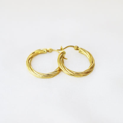 18k Yellow Gold Huggie Hoop Earrings 18K金圈形麻花扭紋耳環耳環 