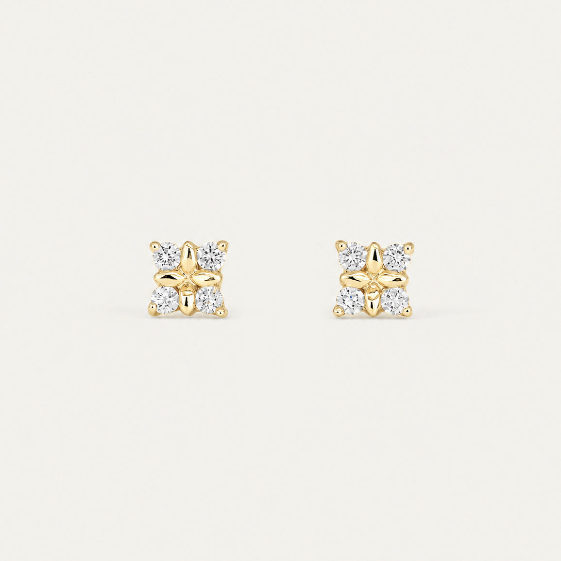 18k Gold Clover Diamond Earrings, Pair-Patrea Jewelry,結婚珠寶 香港,尖沙咀 鑽石珠寶店,香港 GIA鑽石專門店,尖沙咀 訂造結婚戒指, Best jewelry store Tsim Sha Tsui, Tsim Sha Tsui diamond jewelry shop, jewelry showroom hk,輕婚紗首飾, 婚禮耳環,新娘首飾,婚戒推薦, bridal jewelry hk, 18k white gold diamond jewelry,一 卡 鑽石 幾多 錢,買 求婚 戒指,一 卡 鑽石 多少 錢,求婚 戒指 預算,一 卡 鑽石 戒指 價錢,gia 證書,香港 鑽石, natural diamond ring hk, 天然鑽石戒指 香港,求婚 戒指 香港, 鑽戒 訂造, 求婚 一 卡