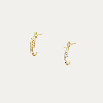 18k Gold Baguette Diamond Huggie Earrings, Pair-Patrea Jewelry,結婚珠寶 香港,尖沙咀 鑽石珠寶店,香港 GIA鑽石專門店,尖沙咀 訂造結婚戒指, Best jewelry store Tsim Sha Tsui, Tsim Sha Tsui diamond jewelry shop, jewelry showroom hk,輕婚紗首飾, 婚禮耳環,新娘首飾,婚戒推薦, bridal jewelry hk, 18k white gold diamond jewelry,一 卡 鑽石 幾多 錢,買 求婚 戒指,一 卡 鑽石 多少 錢,求婚 戒指 預算,一 卡 鑽石 戒指 價錢,gia 證書,香港 鑽石, natural diamond ring hk, 天然鑽石戒指 香港,求婚 戒指 香港, 鑽戒 訂造, 求婚 一 卡