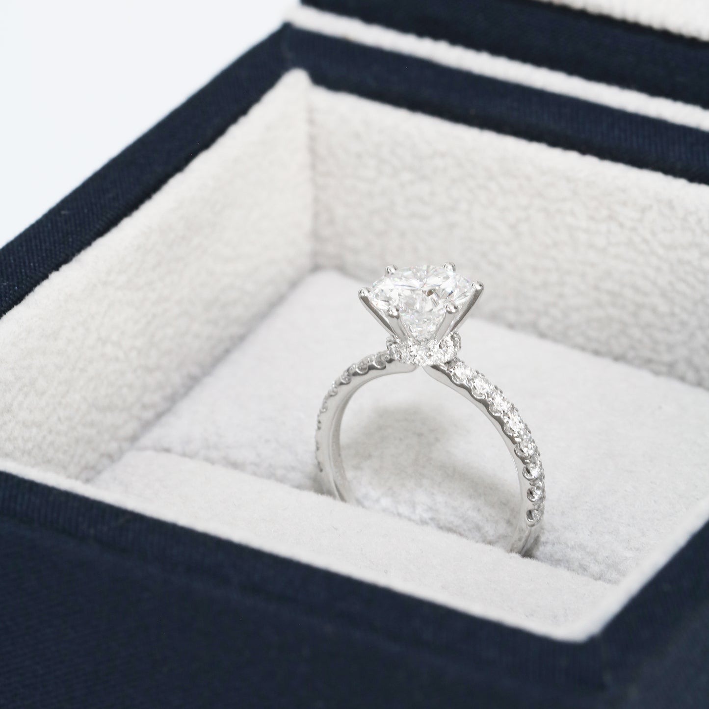 Eustoma Eternity 18k White Gold 6-Prong Hidden Halo Diamond Engagement Ring Setting 18k白金六爪永恆求婚鑽石戒指款式