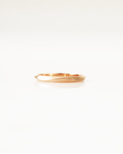 18k Rose Gold Brushed Finish Wedding Bands
結婚對戒／情侶對戒
18K玫瑰金復古手工拉絲工藝系列