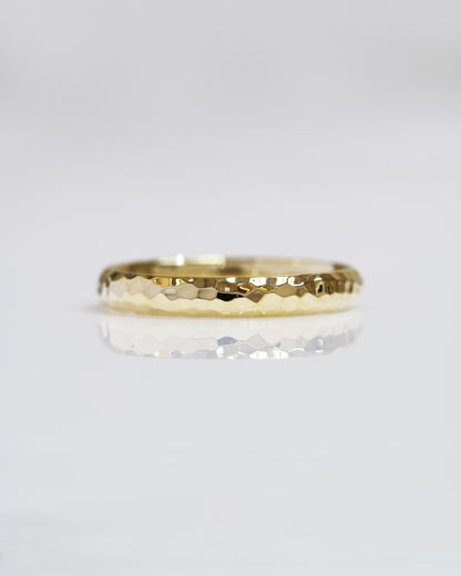 18K Yellow Gold Hammered Classic Wedding Bands 結婚對戒／情侶對戒 18K黃金匠人手作金工鎚紋戒指