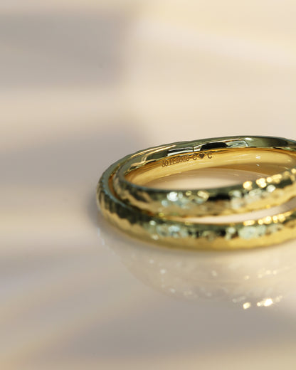18K White and Yellow Gold Hammered Classic Wedding Bands 結婚對戒／情侶對戒 18K黃金/白金匠人手作金工鎚紋戒指