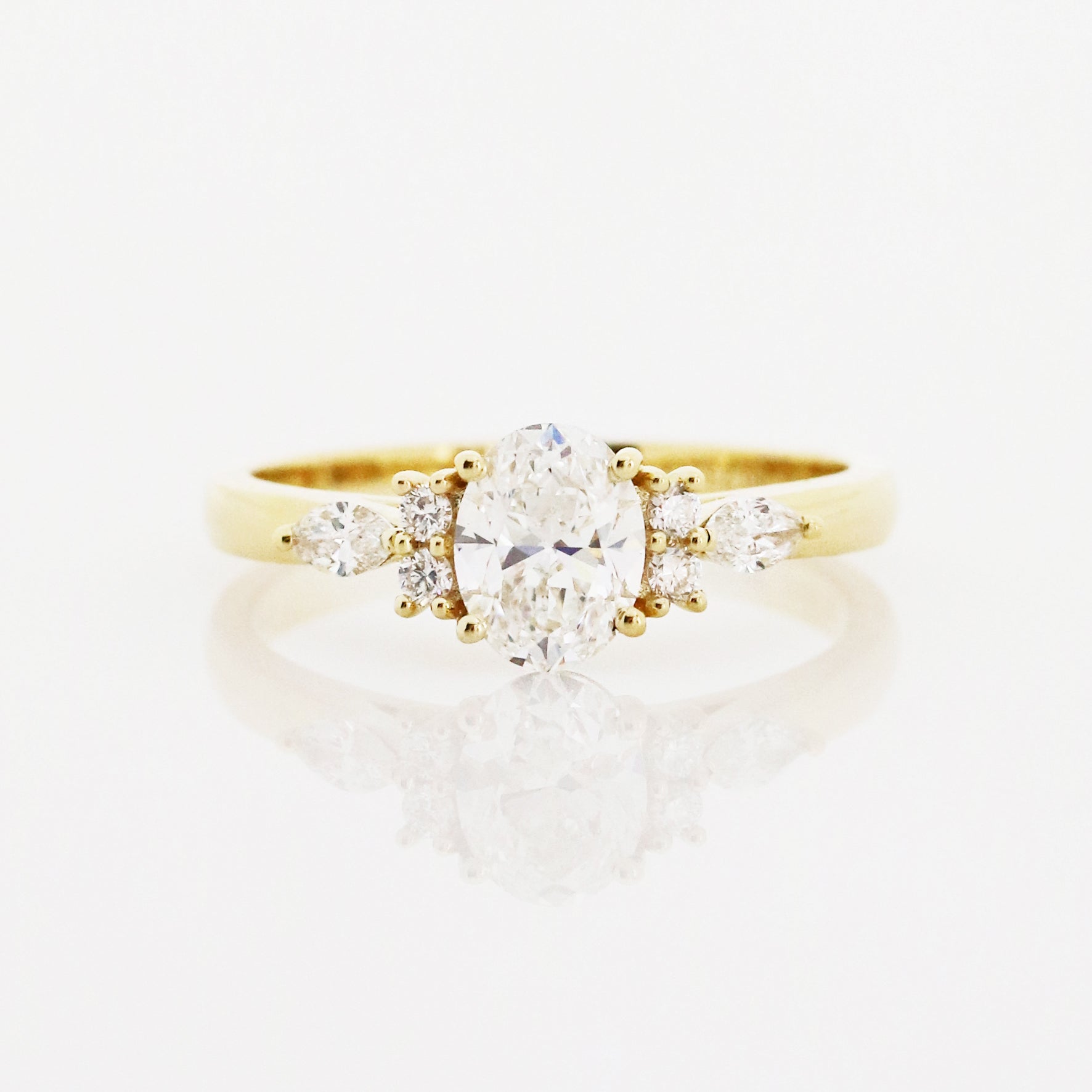 Euphorbia Vintage 18k Yellow Gold 4-Prong Oval Diamond Engagement Ring Setting 18k黃金四爪復古求婚鑽石戒指款式