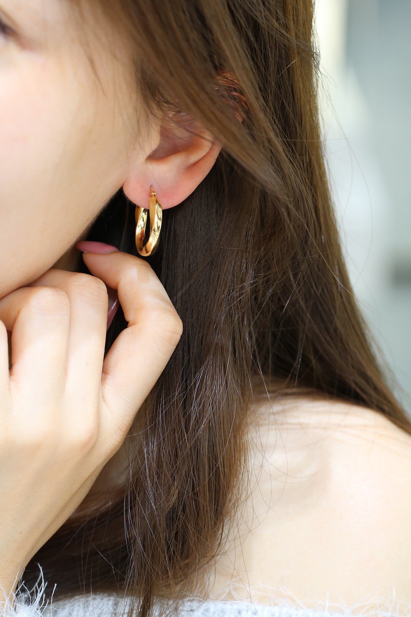 18k Yellow Gold Shiny Huggie Hoop Earrings, Pair