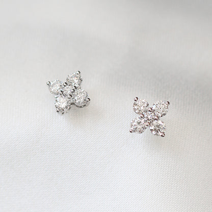 18k White Gold 0.37ct Clover Diamond Earrings 18k白金四葉草形鑽石耳環