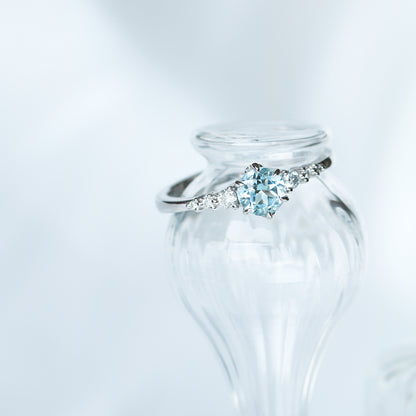 Janice Aquamarine-Rings,Patrea Jewelry,birthstone jewelry Hong Kong, Aquamarine jewelry hk, Bespoke gemstone jewelry HK, Luxury aquamarine 18k gold, 海藍寶首飾 推薦, 天然海藍寶石, 藍寶石 珠寶 香港, Jewelry HK Online, 海藍 寶 價格