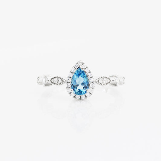 Jenni Santa Maria Aquamarine-Rings,Patrea Jewelry,birthstone jewelry Hong Kong, Aquamarine jewelry hk, Bespoke gemstone jewelry HK, Luxury aquamarine 18k gold, 海藍寶首飾 推薦, 天然海藍寶石, 藍寶石 珠寶 香港, Jewelry HK Online, 海藍 寶 價格
