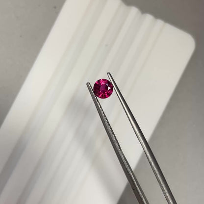 Pigeon's Blood Ruby Round 0.54ct with Certificate