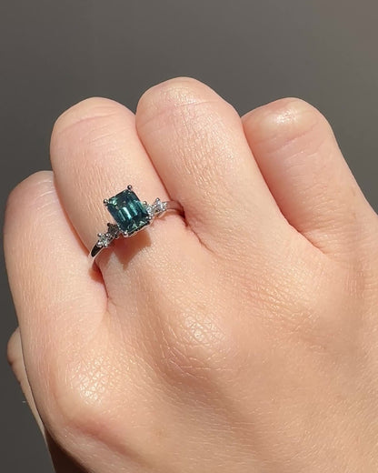 Nahele Teal Green Sapphire