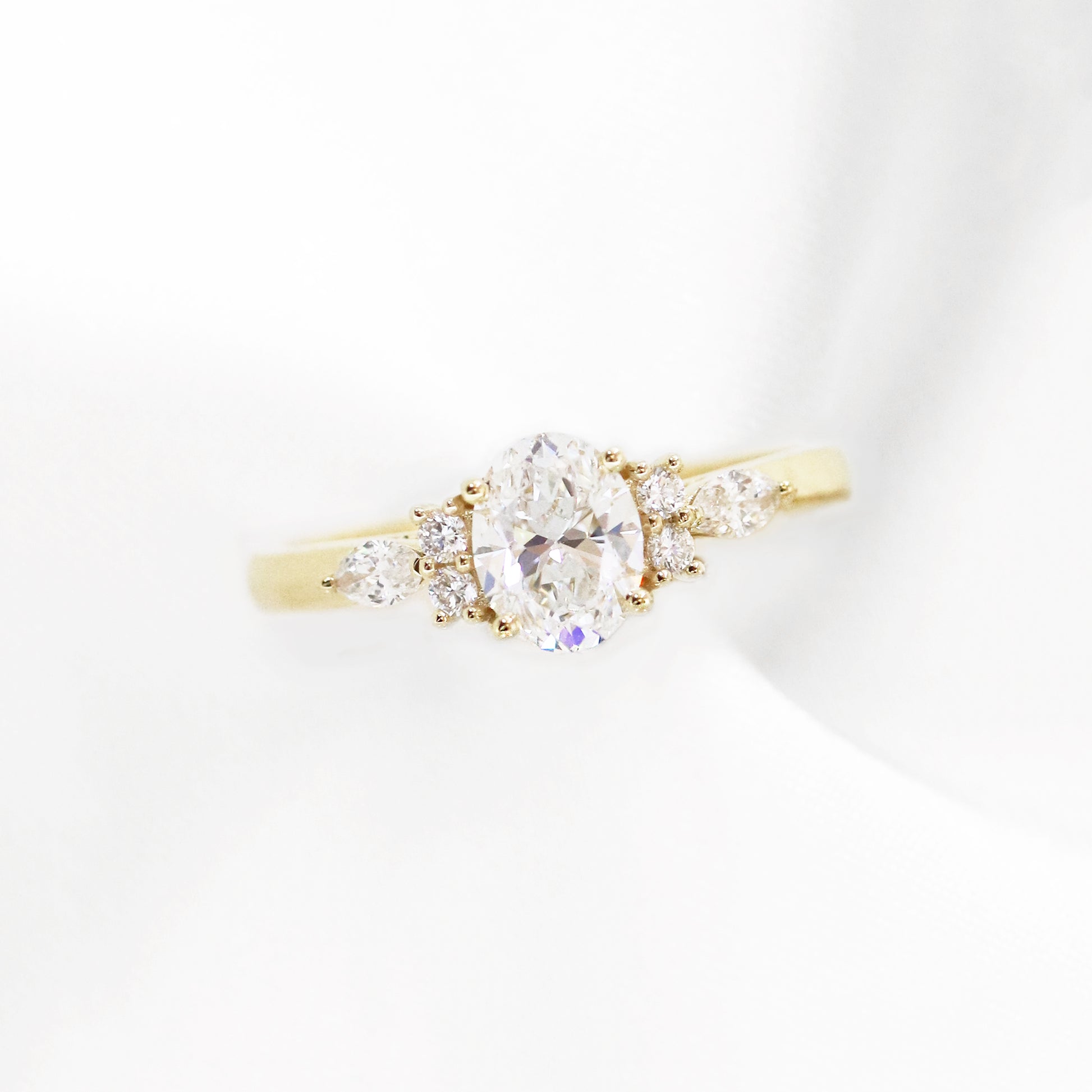 Euphorbia Vintage 18k Yellow Gold 4-Prong Oval Diamond Engagement Ring Setting 18k黃金四爪復古求婚鑽石戒指款式