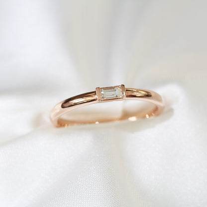 18k玫瑰金鑽石戒指 18k Rose Gold Horizontal Baguette Ring