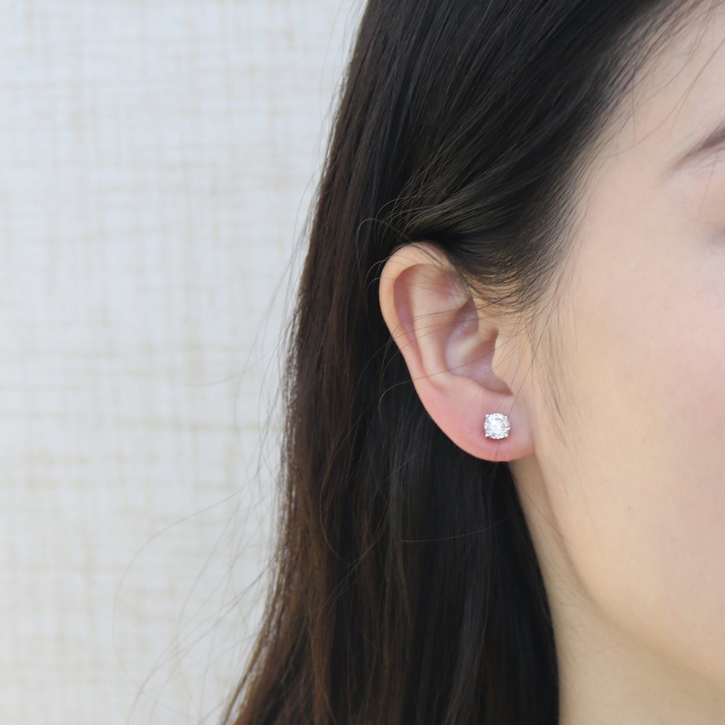 18k白金圓形拼鑽耳環 18k White Gold Illusion Setting Diamond Stud Earrings