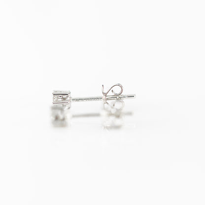 18k White Gold Classic 0.20ct 6-prong Round Diamond Stud Earrings 18k白金六爪20份鑽石耳環