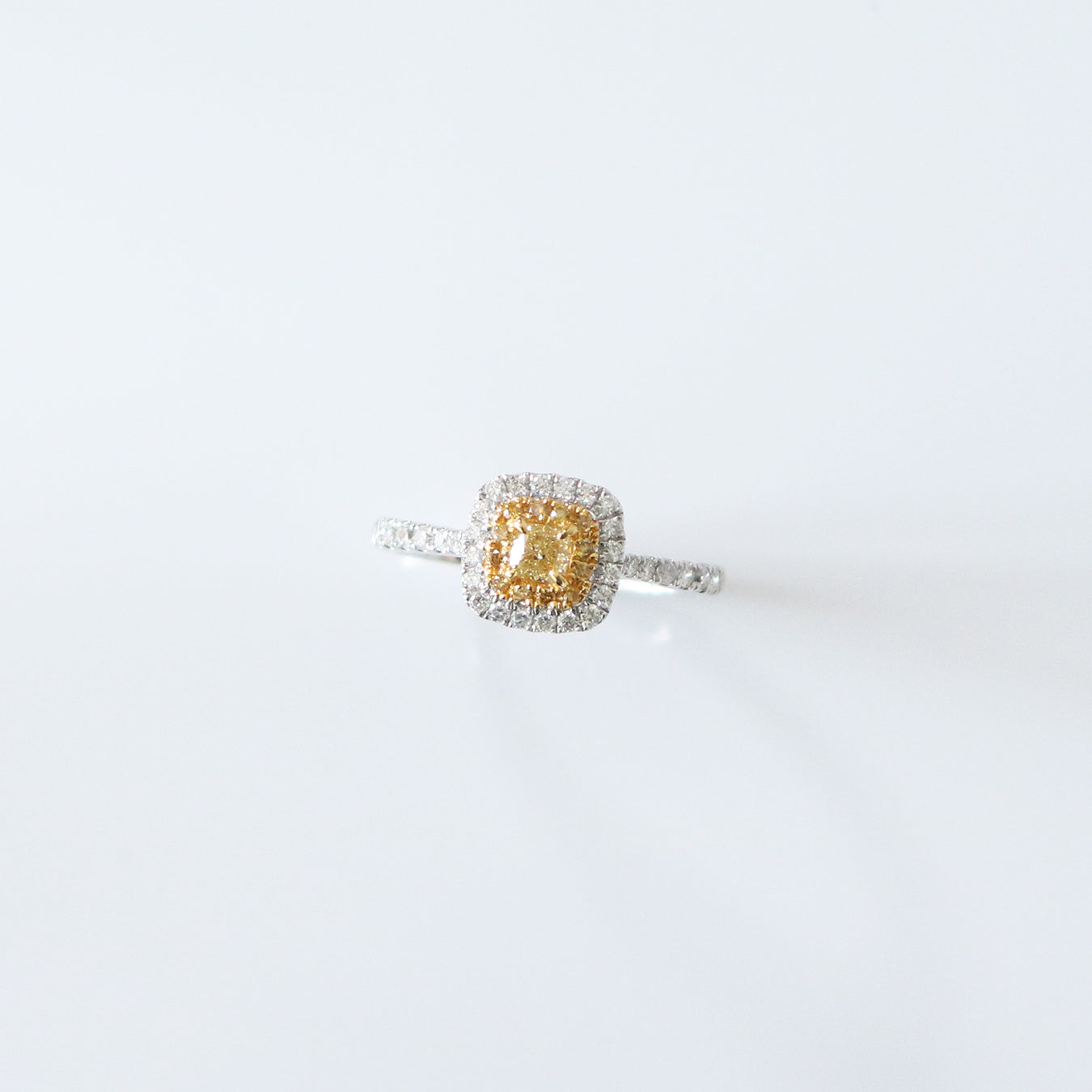 18k白金黃鑽戒指18k White Gold Yellow Diamond Ring