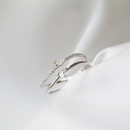 18k白金雙排長方切割鑽石戒指 18k White Gold Two-Row Baguette Diamond Ring