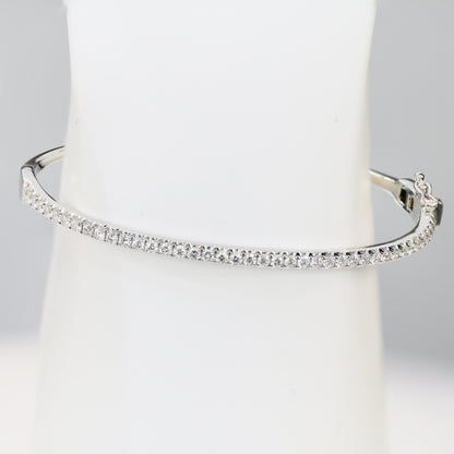 18k White Gold Classic Diamond Bangle 18k白金鑽石手鈪