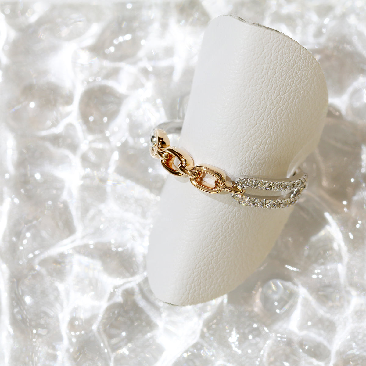玫瑰金白金鑽石鏈條戒指 Rose Gold and White Gold Chain Diamond Ring